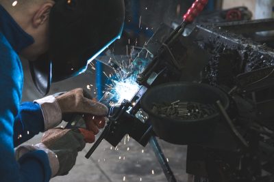 Tapered roller bearings in operation